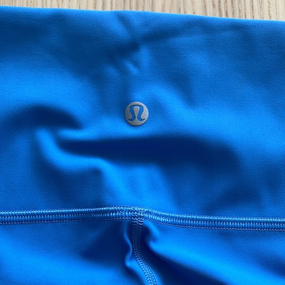 Lululemon Wunder Unders - Picture 5 of 7